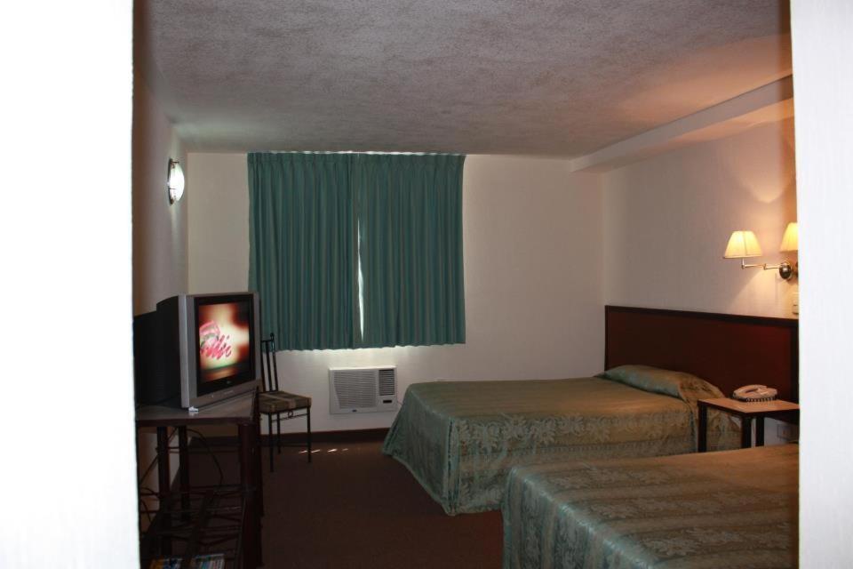 Comfort Inn Queretaro Room photo